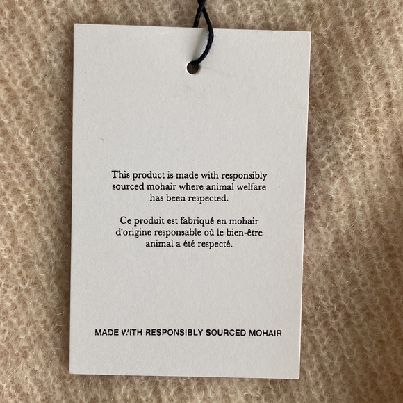 Umbra Wool & Mohair-Blend Knit V-Neck Sweater In Oatmeal - Picture 10 of 13